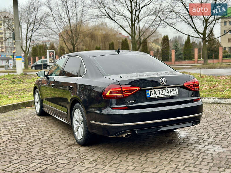Седан Volkswagen Passat 2017 в Калуше