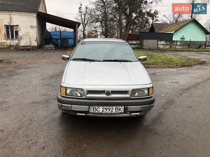 Седан Volkswagen Passat 1990 в Львові фото 6 Седан Volkswagen Passat 1990 в Львові