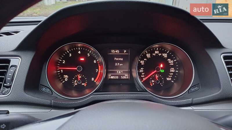 Седан Volkswagen Passat 2016 в Николаеве