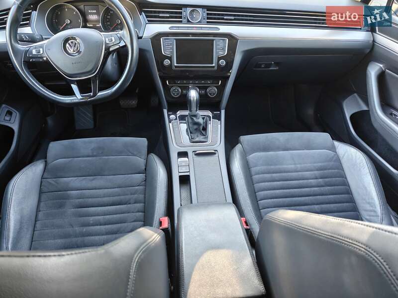 Універсал Volkswagen Passat 2015 в Тернополі