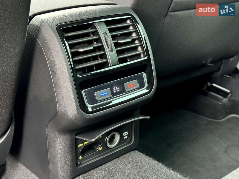 Універсал Volkswagen Passat 2019 в Києві фото 63 Універсал Volkswagen Passat 2019 в Києві