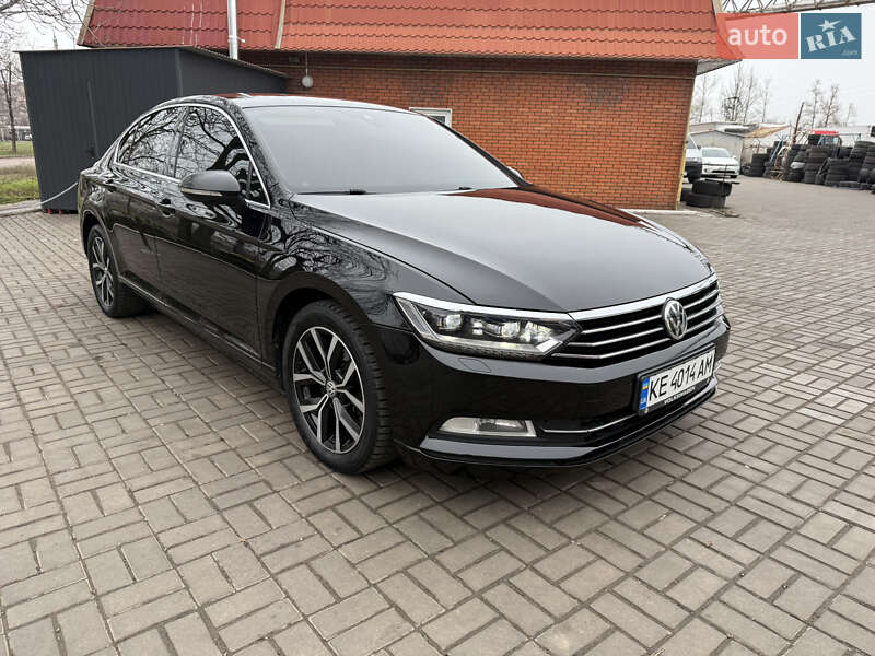 Седан Volkswagen Passat 2015 в Кривом Роге