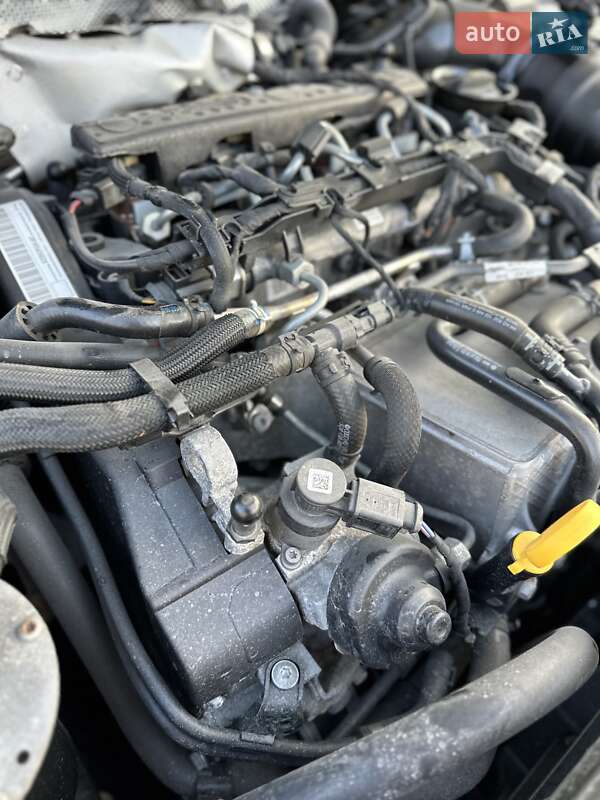 Универсал Volkswagen Passat 2019 в Стрые фото 142 Универсал Volkswagen Passat 2019 в Стрые