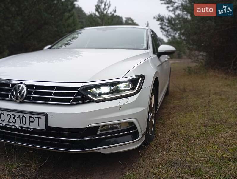 Универсал Volkswagen Passat 2017 в Золочеве фото 16 Универсал Volkswagen Passat 2017 в Золочеве