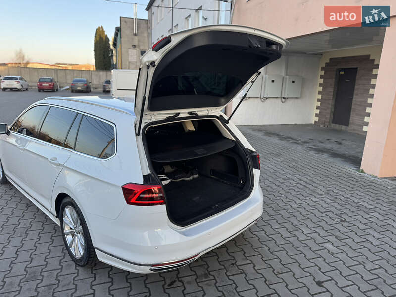 Универсал Volkswagen Passat 2017 в Луцке фото 26 Универсал Volkswagen Passat 2017 в Луцке