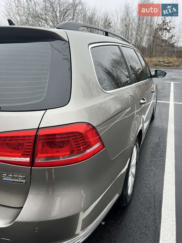 Универсал Volkswagen Passat 2014 в Киеве