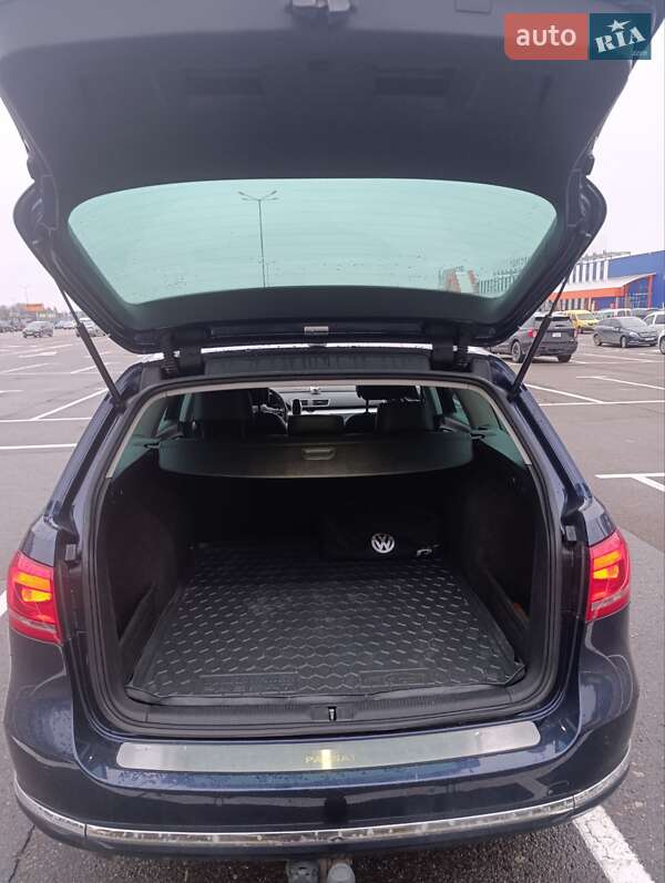 Універсал Volkswagen Passat 2012 в Львові фото 19 Універсал Volkswagen Passat 2012 в Львові