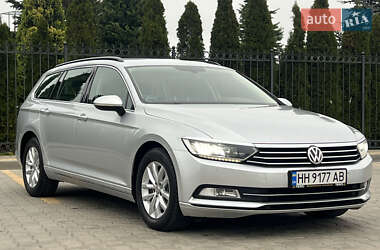 Універсал Volkswagen Passat 2016 в Одесі