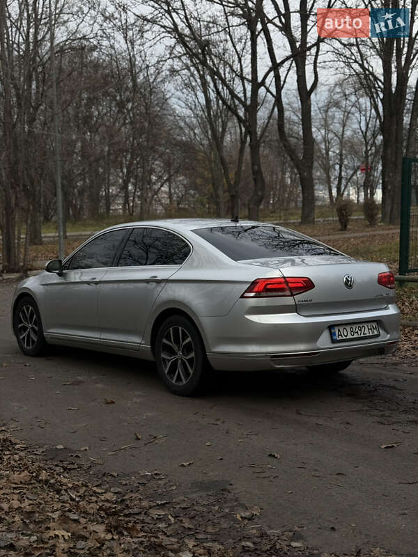 Седан Volkswagen Passat 2014 в Киеве фото 6 Седан Volkswagen Passat 2014 в Киеве