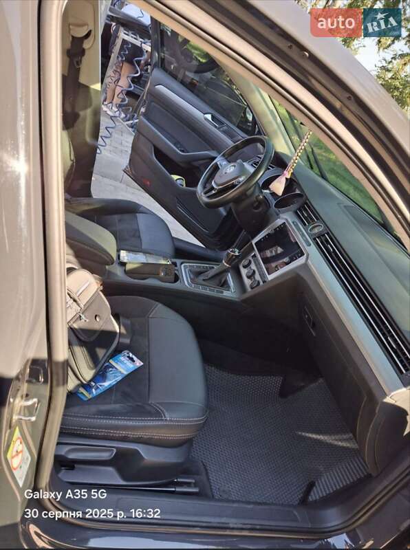 Седан Volkswagen Passat 2017 в Шостке
