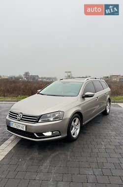 Універсал Volkswagen Passat 2014 в Львові