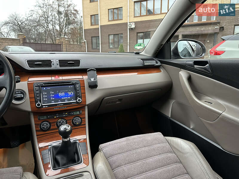 Седан Volkswagen Passat 2006 в Луцьку фото 30 Седан Volkswagen Passat 2006 в Луцьку