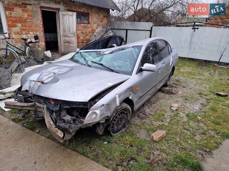 Седан Volkswagen Passat 1998 в Буске фото Седан Volkswagen Passat 1998 в Буске