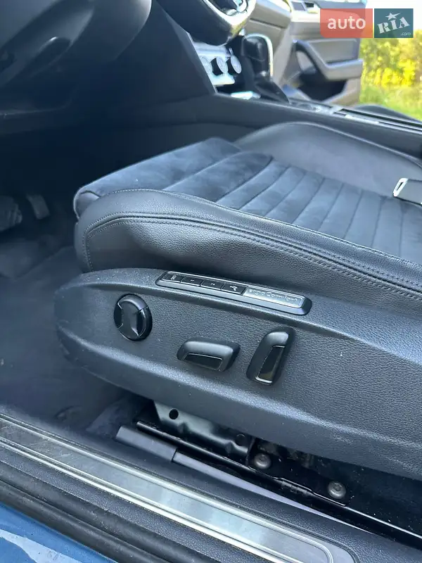 Volkswagen Passat 2015 VIN WVWZZZ3CZFP421493 фото оголошення 19 з 80