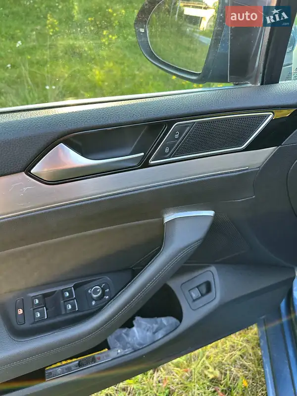 Volkswagen Passat 2015 VIN WVWZZZ3CZFP421493 фото оголошення 31 з 80