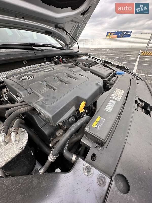 Универсал Volkswagen Passat 2016 в Львове