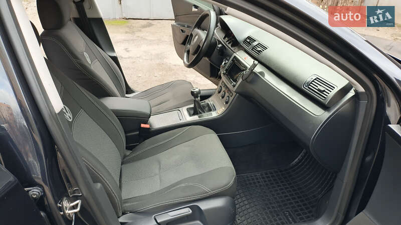 Седан Volkswagen Passat 2006 в Виннице