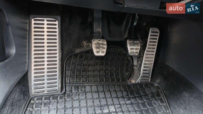 Седан Volkswagen Passat 2006 в Виннице