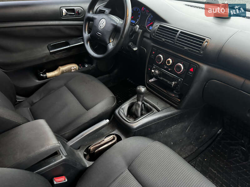 Седан Volkswagen Passat 2001 в Берегомете