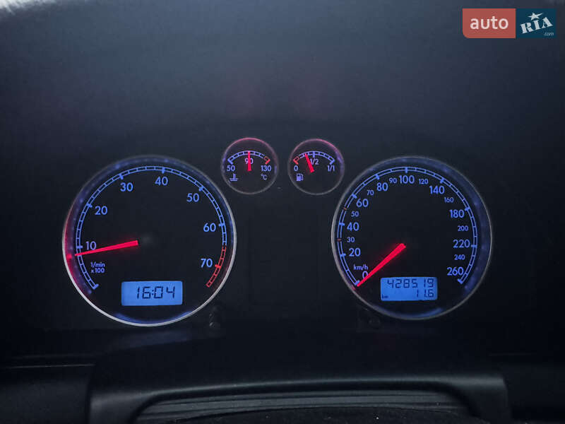 Седан Volkswagen Passat 2001 в Берегомете