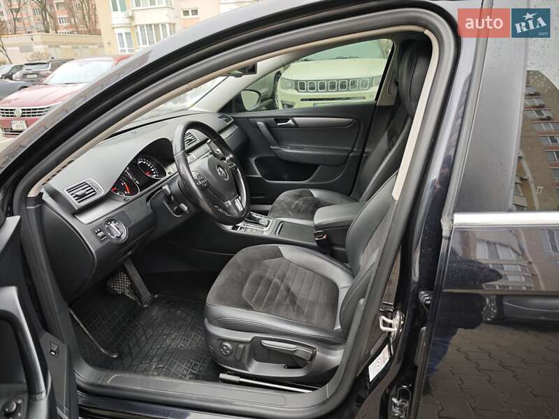 Универсал Volkswagen Passat 2014 в Киеве