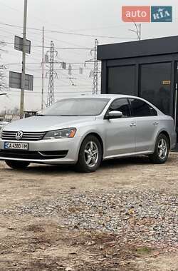 Седан Volkswagen Passat 2014 в Киеве