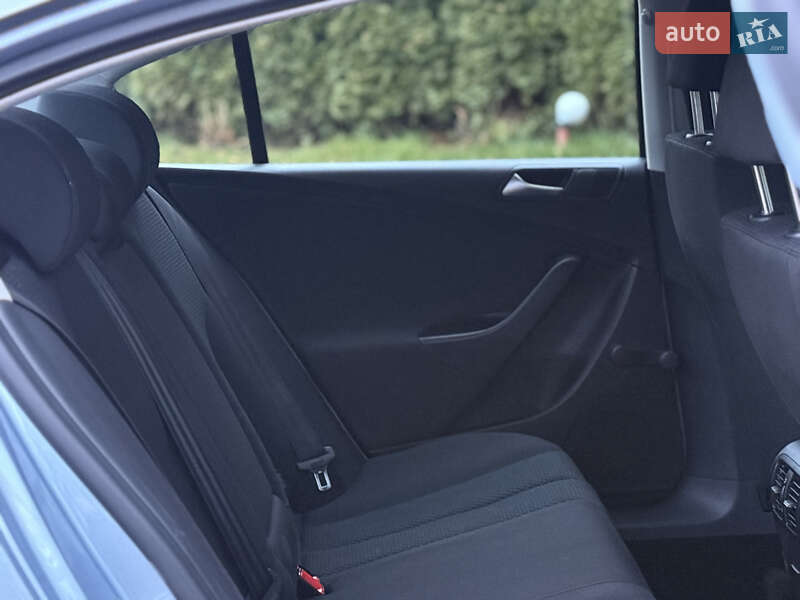 Седан Volkswagen Passat 2008 в Староконстантинове фото 12 Седан Volkswagen Passat 2008 в Староконстантинове