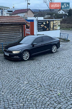 Седан Volkswagen Passat 2016 в Иршаве