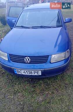 Универсал Volkswagen Passat 1997 в Золочеве