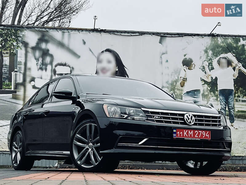 Седан Volkswagen Passat 2018 в Одессе