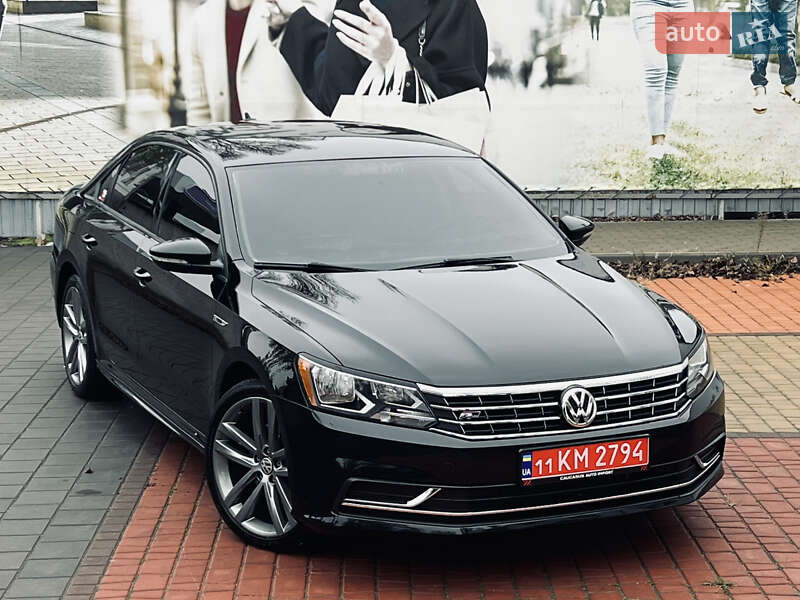 Седан Volkswagen Passat 2018 в Одессе