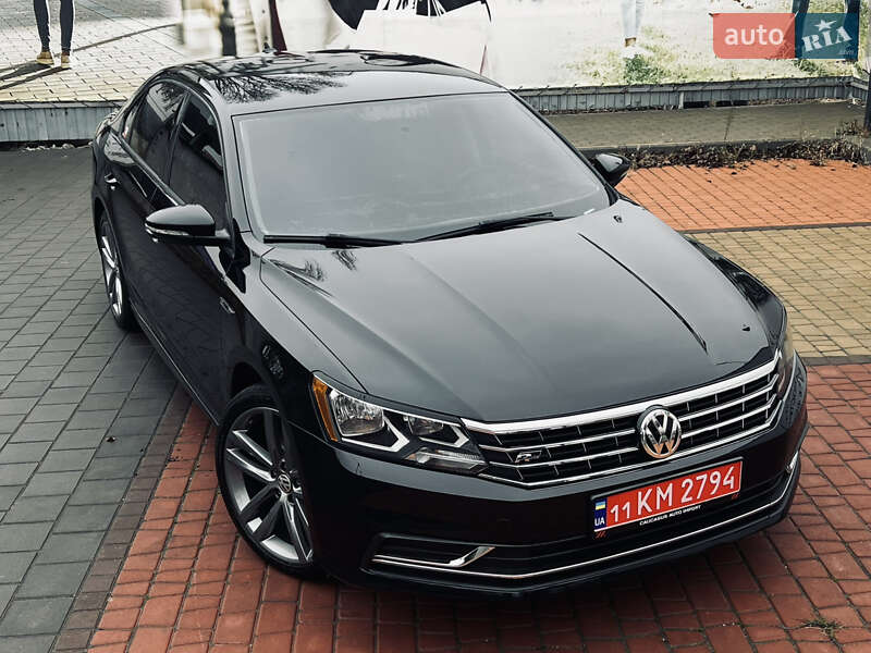 Седан Volkswagen Passat 2018 в Одессе