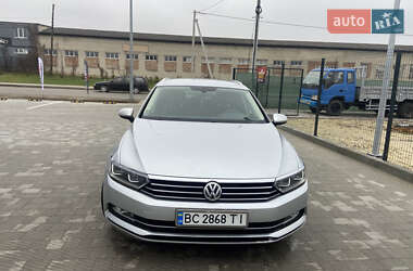 Універсал Volkswagen Passat 2016 в Яворові