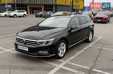 Універсал Volkswagen Passat 2020 в Києві