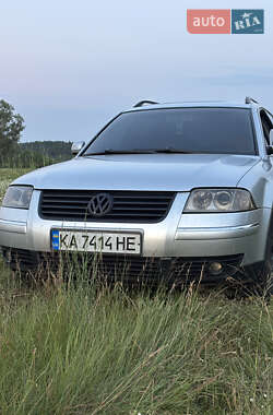 Универсал Volkswagen Passat 2001 в Городне
