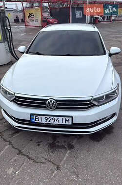 Універсал Volkswagen Passat 2017 в Полтаві