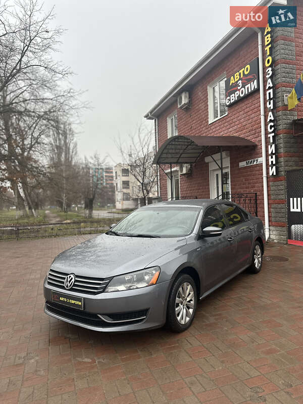Седан Volkswagen Passat 2014 в Чернигове