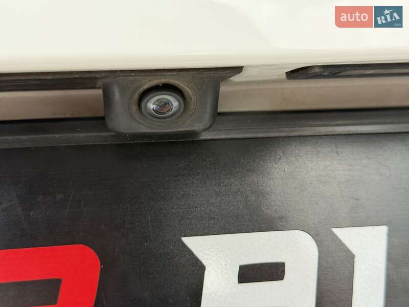 Седан Volkswagen Passat 2014 в Львове фото 19 Седан Volkswagen Passat 2014 в Львове