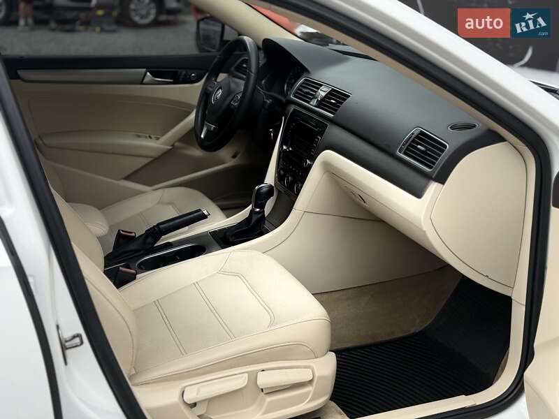 Седан Volkswagen Passat 2014 в Львове фото 35 Седан Volkswagen Passat 2014 в Львове