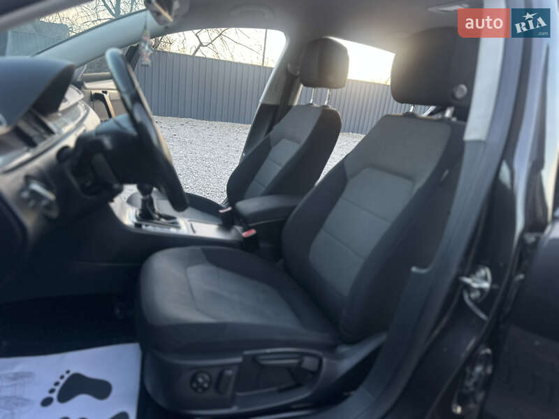 Седан Volkswagen Passat 2011 в Берегово фото 14 Седан Volkswagen Passat 2011 в Берегово