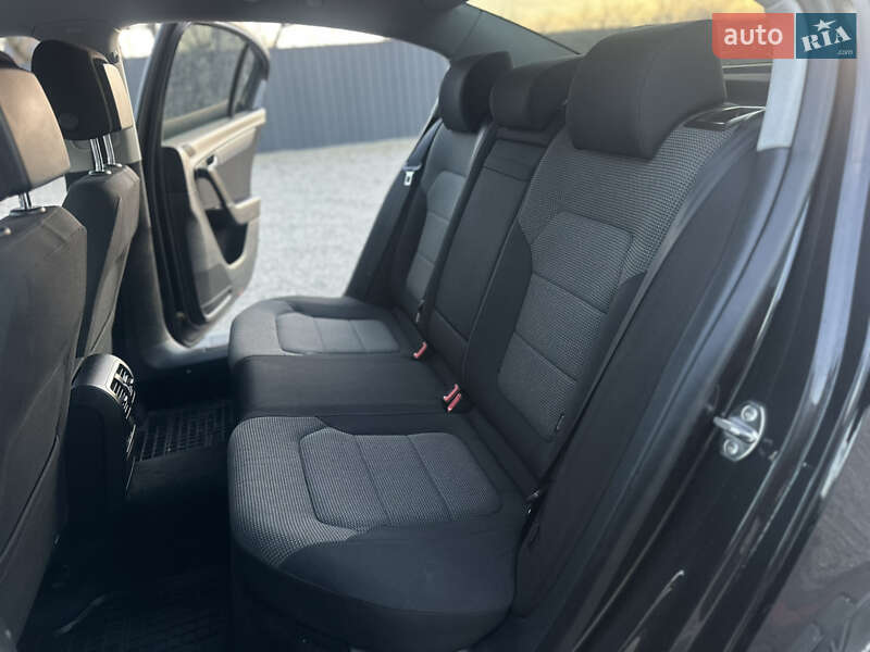 Седан Volkswagen Passat 2011 в Берегово фото 17 Седан Volkswagen Passat 2011 в Берегово