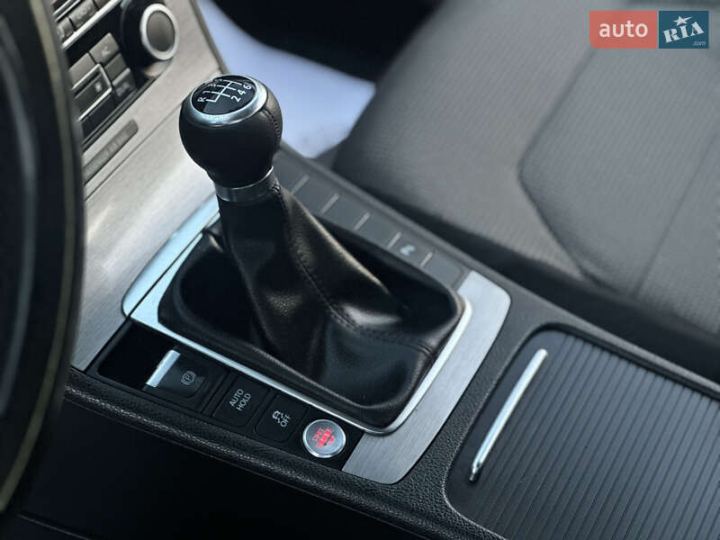 Седан Volkswagen Passat 2011 в Берегово фото 22 Седан Volkswagen Passat 2011 в Берегово