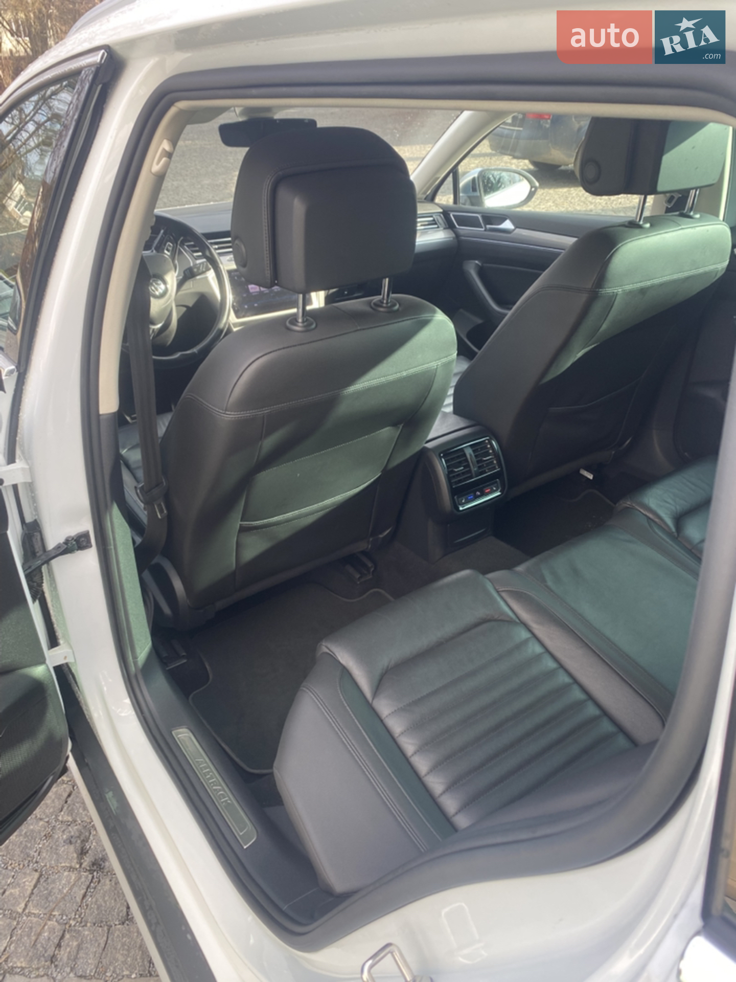 2019 Volkswagen Passat - мініатюра 8