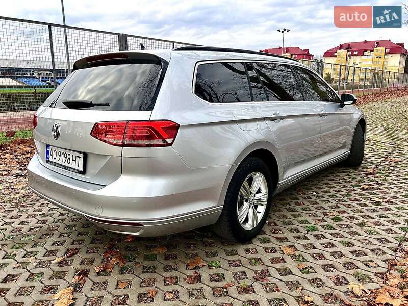 Універсал Volkswagen Passat 2015 в Мукачевому