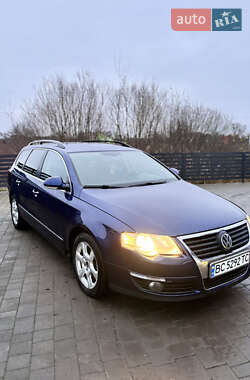Універсал Volkswagen Passat 2008 в Львові