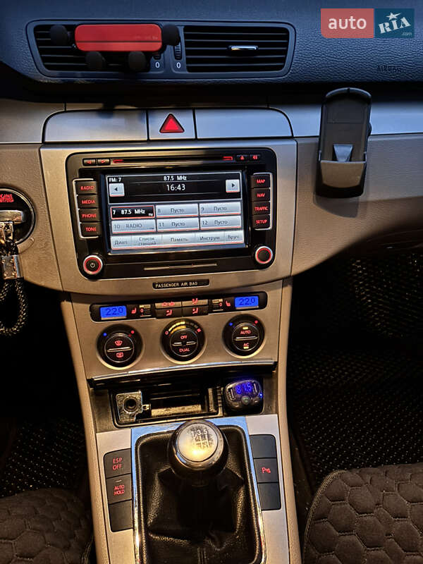 Универсал Volkswagen Passat 2008 в Львове