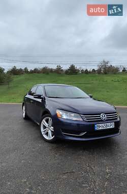 Седан Volkswagen Passat 2014 в Одессе