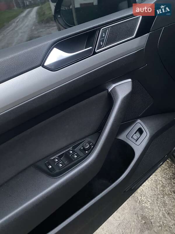 Универсал Volkswagen Passat 2016 в Новоархангельске фото 3 Универсал Volkswagen Passat 2016 в Новоархангельске