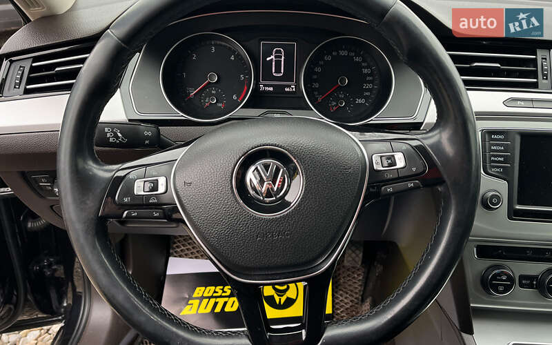Универсал Volkswagen Passat 2015 в Коломые