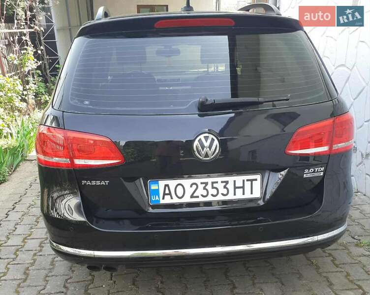 Універсал Volkswagen Passat 2011 в Чернівцях фото 2 Універсал Volkswagen Passat 2011 в Чернівцях
